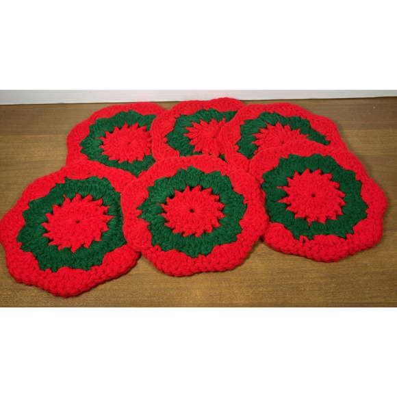 Hand Crocheted Doilies Hand Made Christmas Flowers Red Green Hot Pads Set Of 6 - Picture 2 of 9